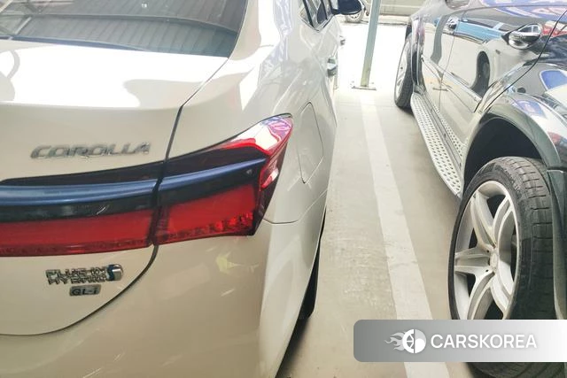 Toyota Corolla dual engine E+ id 4328963 из Китая 8