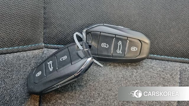 Citroen / DS C4 Cactus id 4465376 из Кореи 9