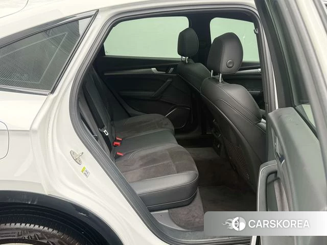 Audi Q5L Sportback id 4349027 из Китая 9