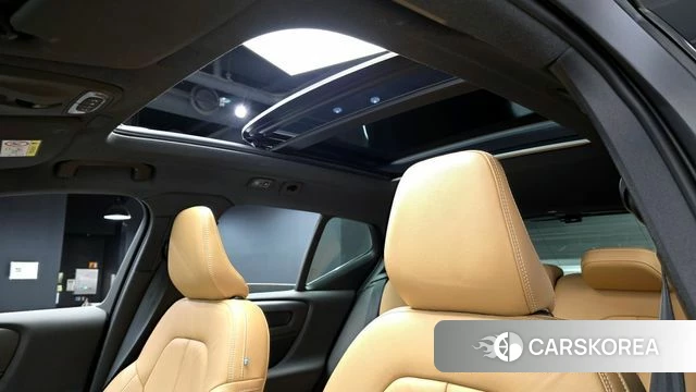 Volvo XC40 id 4389184 из Кореи 9