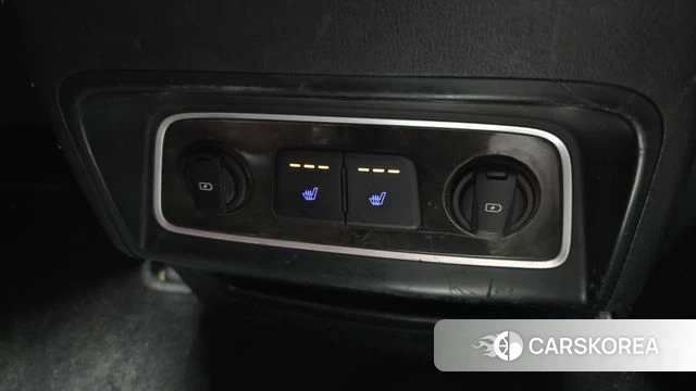 Hyundai The New Grand Starex id 3845354 из Кореи 9