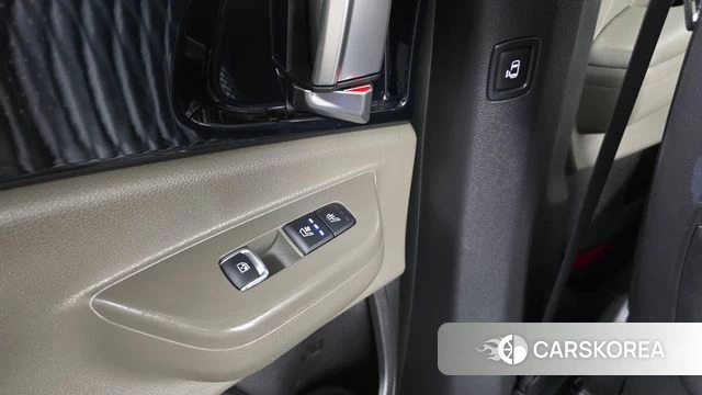 Kia The New Carnival 4th Generation id 4735067 из Кореи 9
