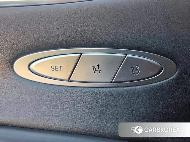 Genesis GV70 id 4898784 из Кореи 9