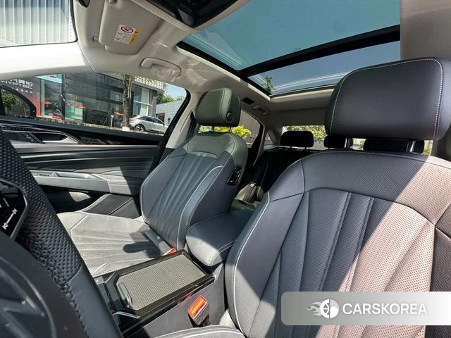 Volkswagen Passat id 4258371 из Китая 9
