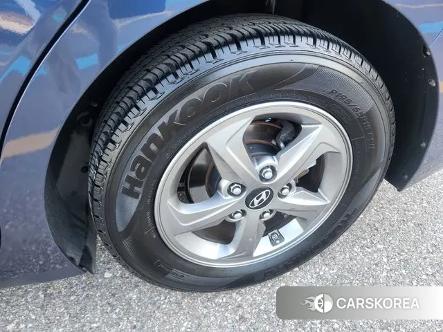 Hyundai Avante AD id 3226999 из Кореи 9