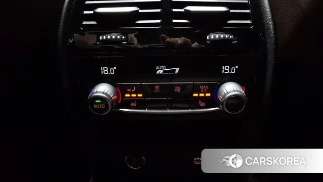 BMW 5 Series (G30) id 3467898 из Кореи 9