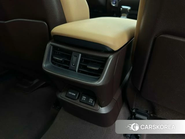 Lexus ES id 4291492 из Китая 9