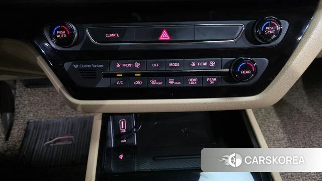 Kia The New Carnival id 4849643 из Кореи 9