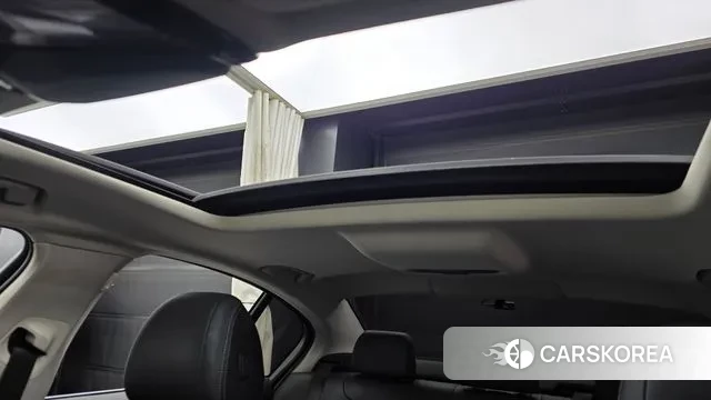 BMW 5 Series (G30) id 3520179 из Кореи 9