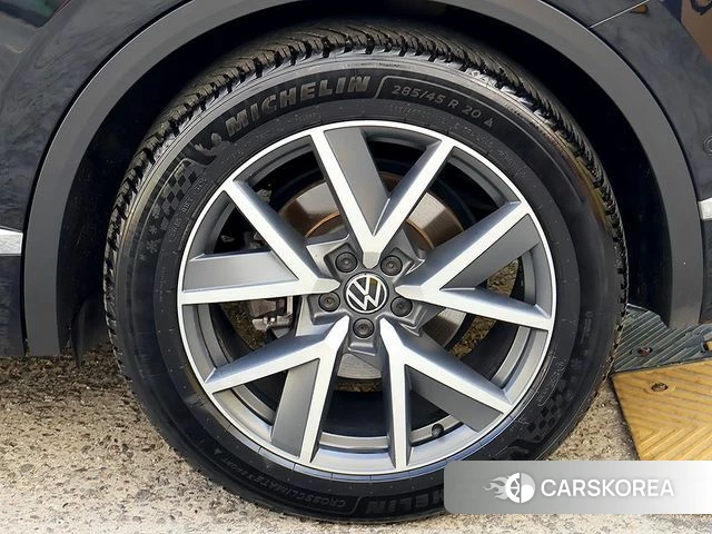 Volkswagen Touareg 3rd generation id 4731978 из Кореи 9
