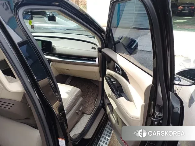 Kia Carnival 4th generation id 3757005 из Кореи 9