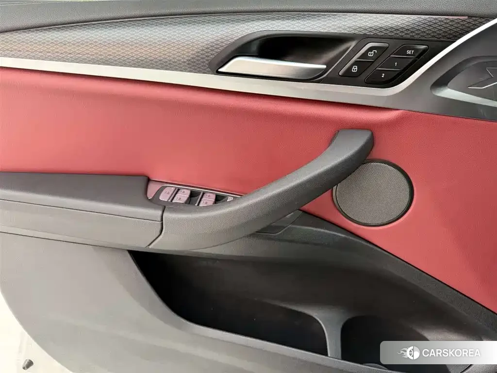 BMW X4 id 4545835 из Китая 9