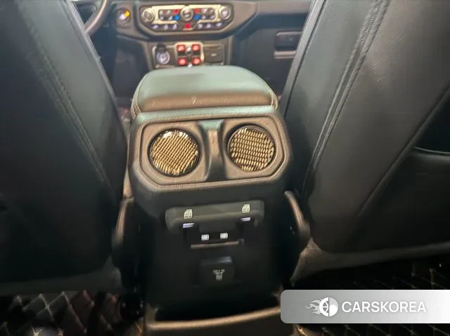 Jeep Wrangler (JL) id 3415866 из Кореи 9