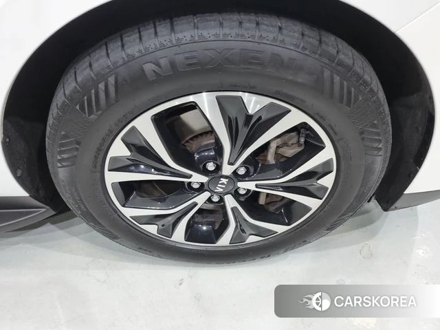 Kia Carnival 4th generation id 4293660 из Кореи 9