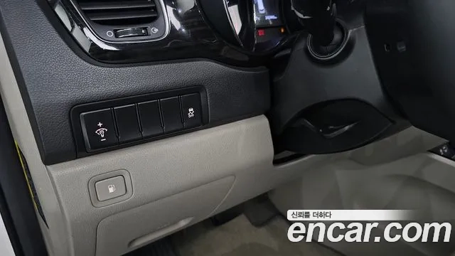 Kia The New Carnival id 2952150 из Кореи 9