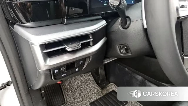 Hyundai Grandeur (GN7) id 3011230 из Кореи 9