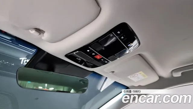 Hyundai Grandeur (GN7) id 2407810 из Кореи 9