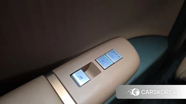 Hyundai Grandeur (GN7) id 3347258 из Кореи 9