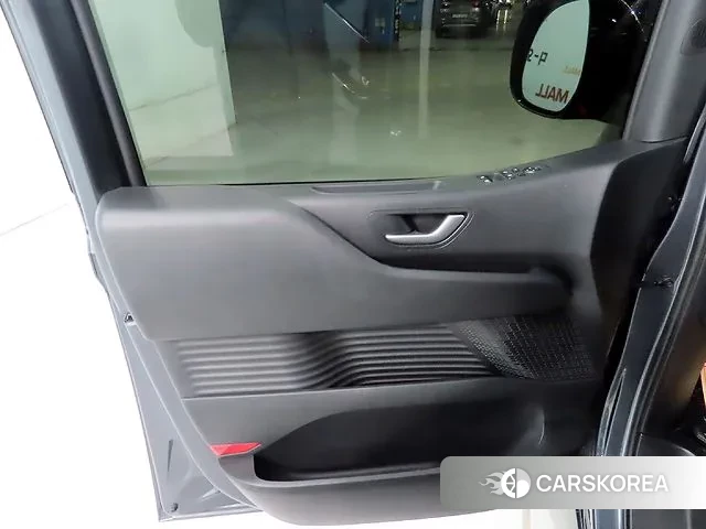 Hyundai Staria id 3400080 из Кореи 9