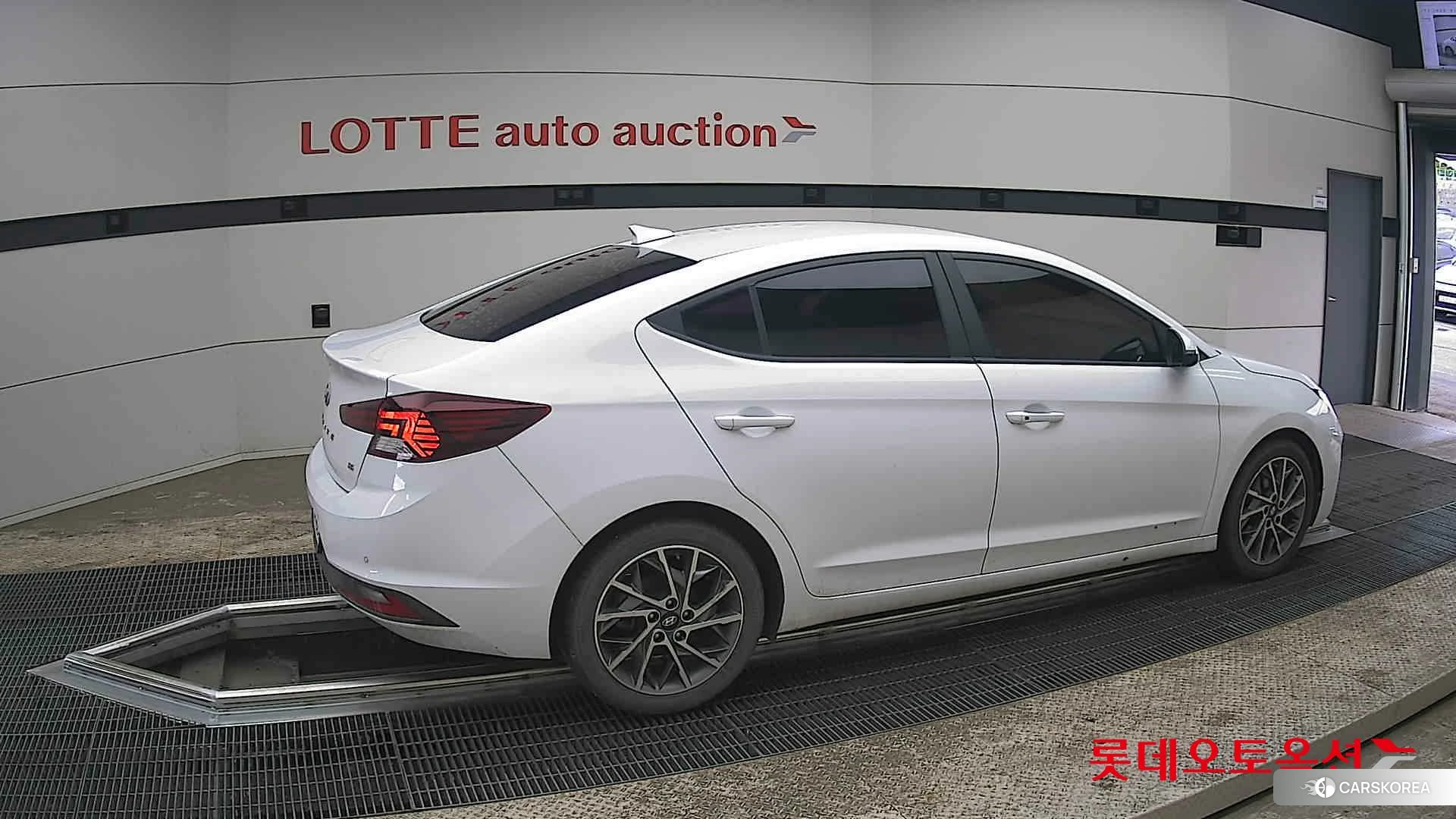 Hyundai Avante id 3869276 из Кореи 9