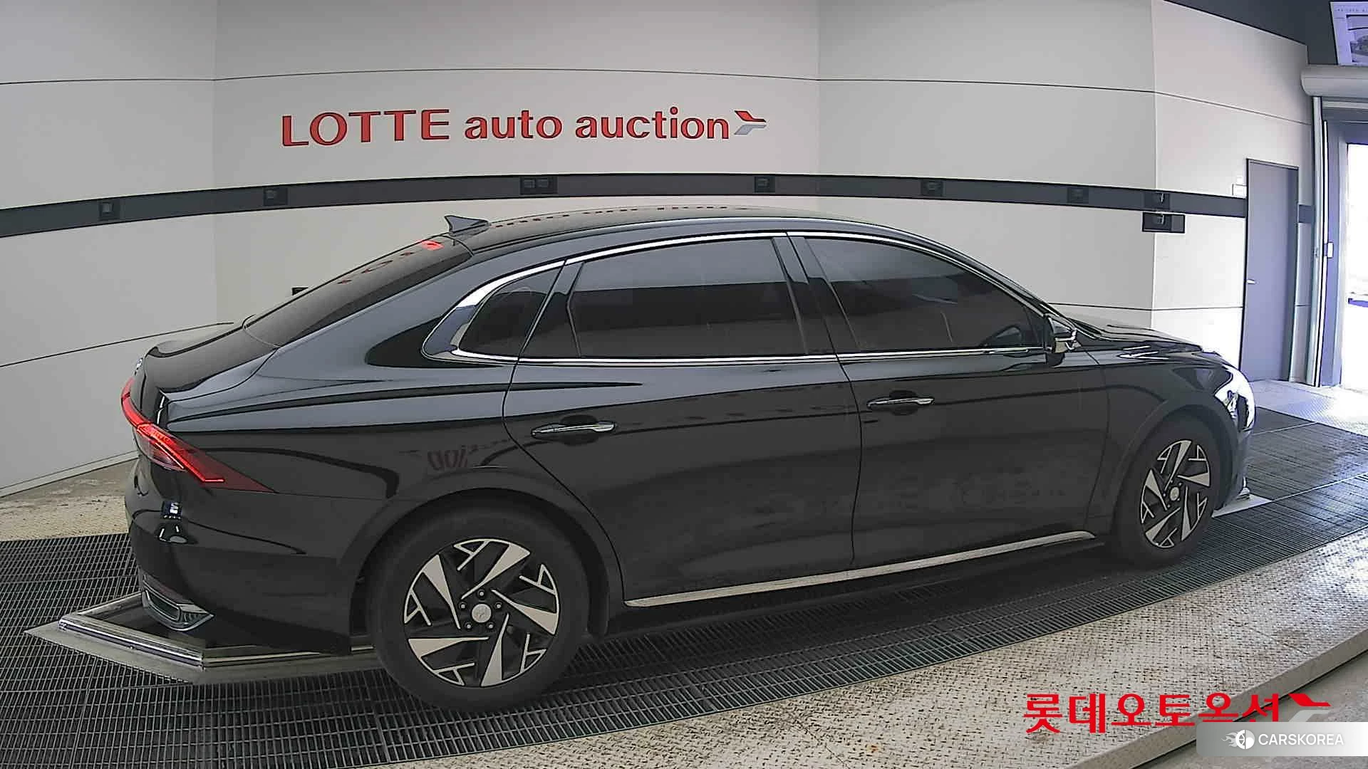 Hyundai Grandeur Hybrid id 4289501 из Кореи 9