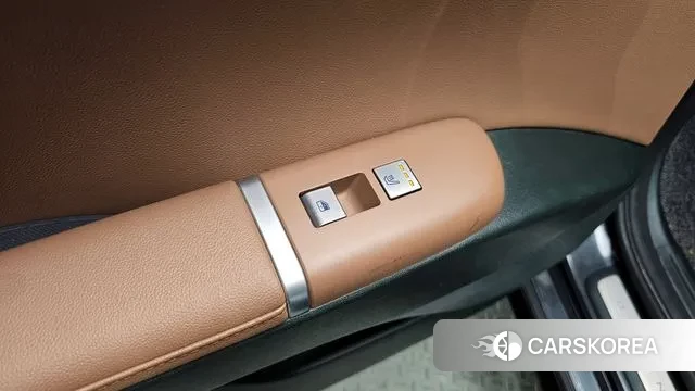 Hyundai Grandeur Hybrid (GN7) id 3696388 из Кореи 9