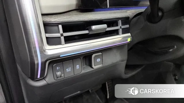 Hyundai Santa Fe (MX5) id 3663997 из Кореи 9