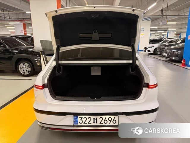 Hyundai Grandeur Hybrid (GN7) id 4630803 из Кореи 9