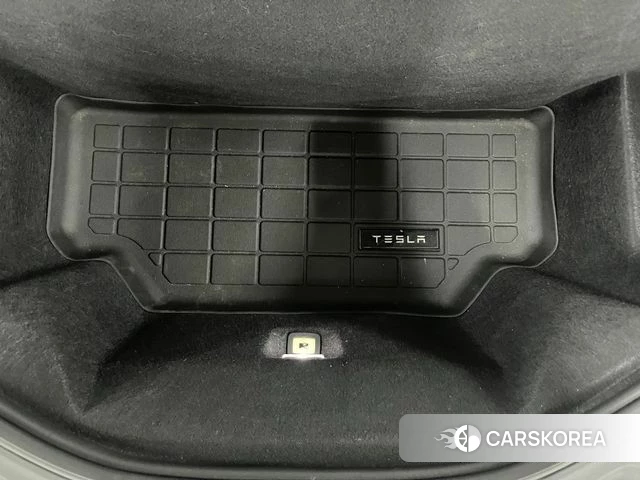 Tesla Model S id 3880008 из Кореи 9