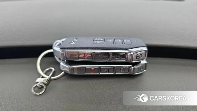 Kia Carnival 4th generation id 4433119 из Кореи 9