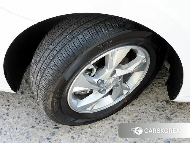 Hyundai Avante (CN7) id 4267461 из Кореи 9