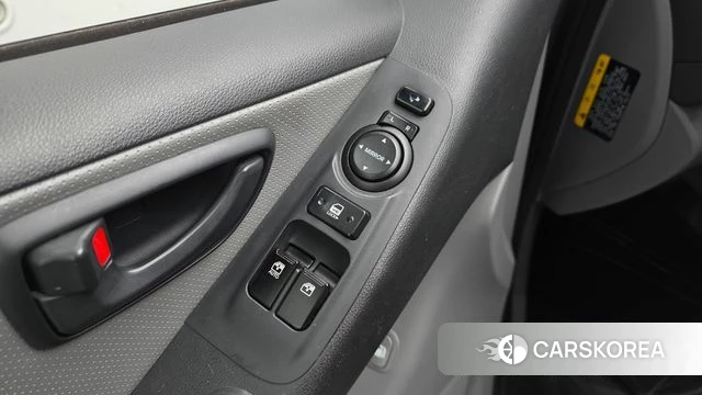 Hyundai The New Grand Starex id 4325859 из Кореи 9