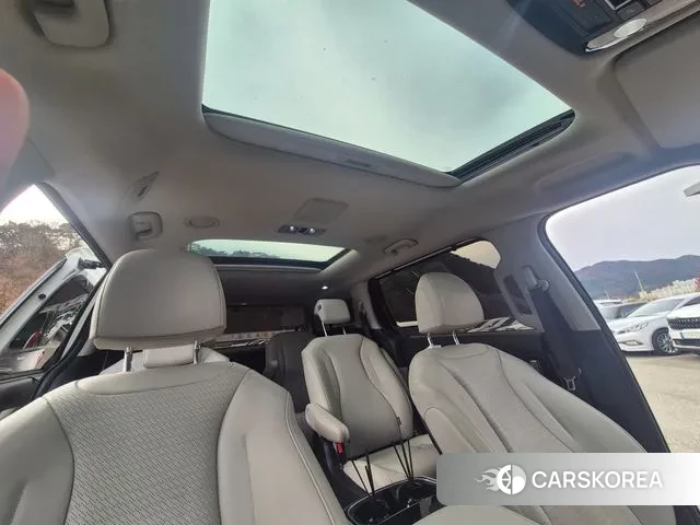 Kia Carnival 4th generation id 3504220 из Кореи 9