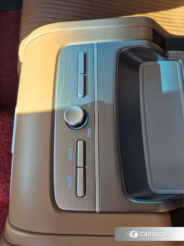 Hyundai Grandeur Hybrid (GN7) id 3543581 из Кореи 9