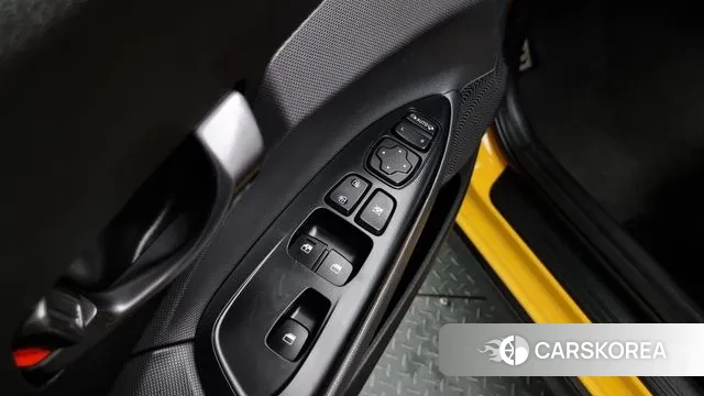 Hyundai Veloster (JS) id 3209988 из Кореи 9