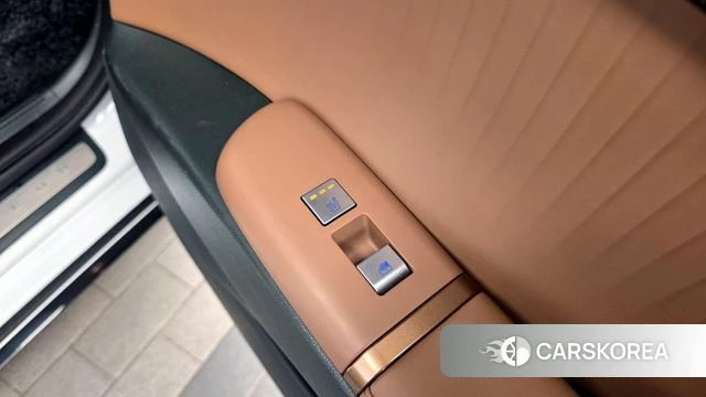 Hyundai Grandeur Hybrid (GN7) id 3858980 из Кореи 9