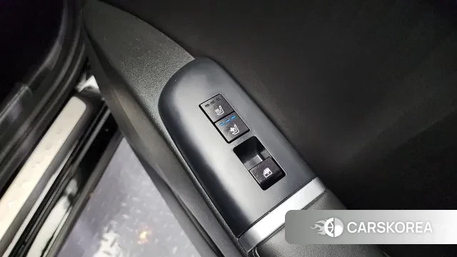 Hyundai Grandeur (GN7) id 3279562 из Кореи 9