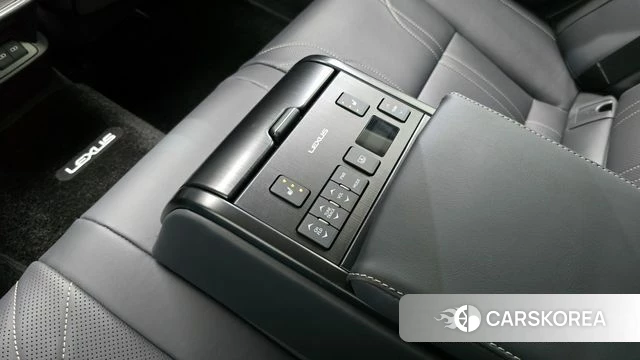 Lexus ES300h 7th generation id 3870433 из Кореи 9