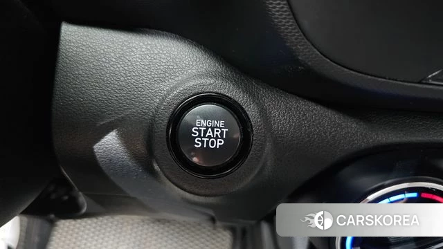 Hyundai Venue id 4613982 из Кореи 9