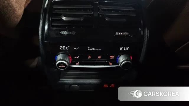 BMW 5 Series (G30) id 3235892 из Кореи 9