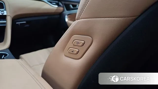 Genesis The New G70 id 3646364 из Кореи 9