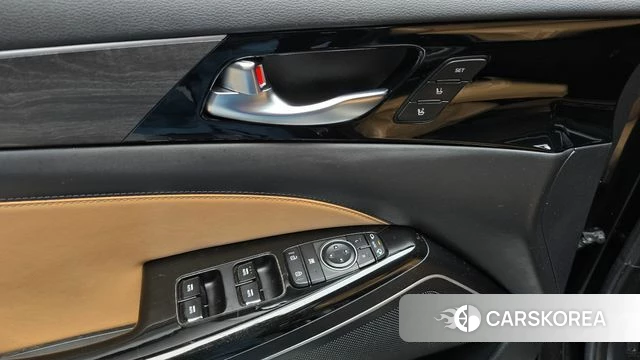 Kia K7 Premier Hybrid id 4906596 из Кореи 9