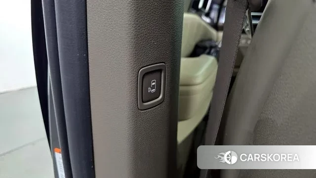 Kia Carnival 4th generation id 3384561 из Кореи 9