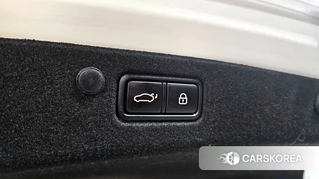 Hyundai The New Grandeur IG id 3402374 из Кореи 9