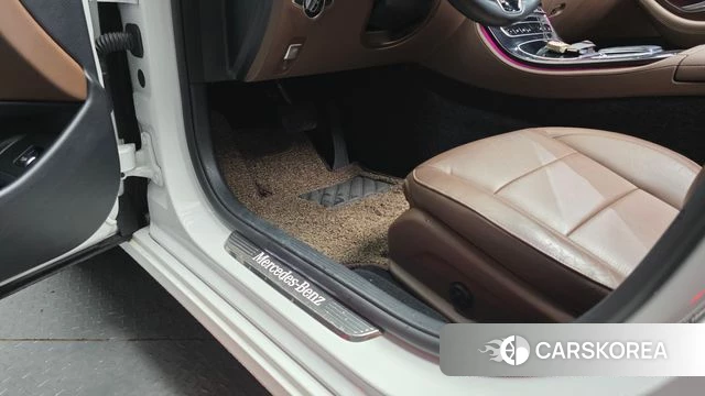 Mercedes-Benz E-Class W213 id 4754580 из Кореи 9