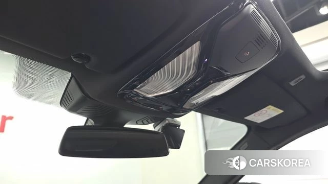BMW 5 Series (G30) id 4591438 из Кореи 9