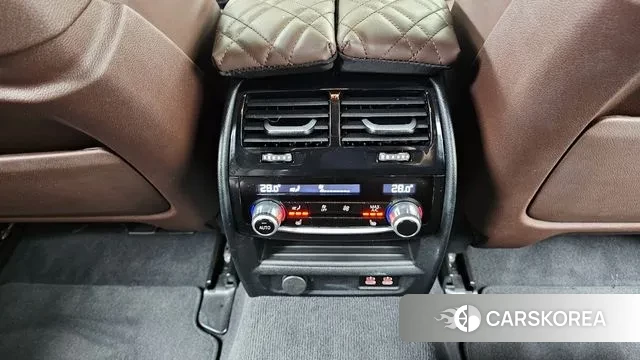 BMW 5 Series (G30) id 3555303 из Кореи 9