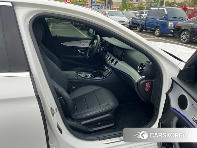 Mercedes-Benz E-Class W213 id 4187286 из Кореи 9