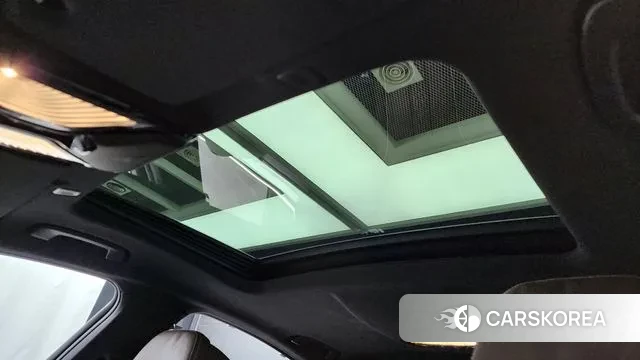 BMW 5 Series (G30) id 3752655 из Кореи 9