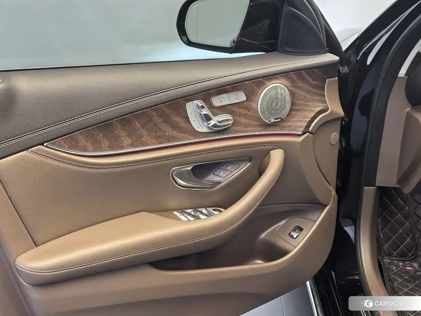 Mercedes-Benz E-Class id 4649293 из Китая 9
